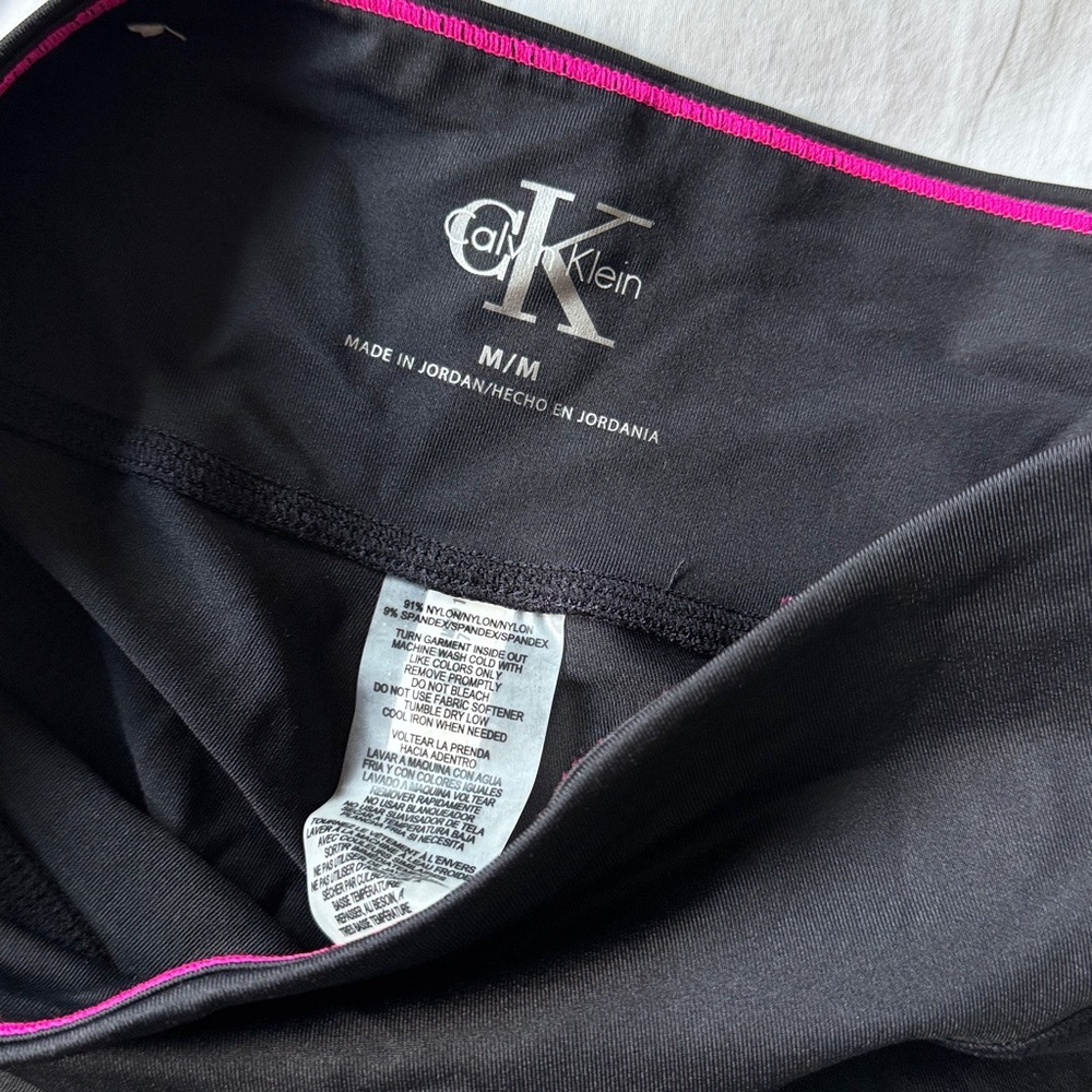 Calvin Black bike Shorts - Picture 4 of 4